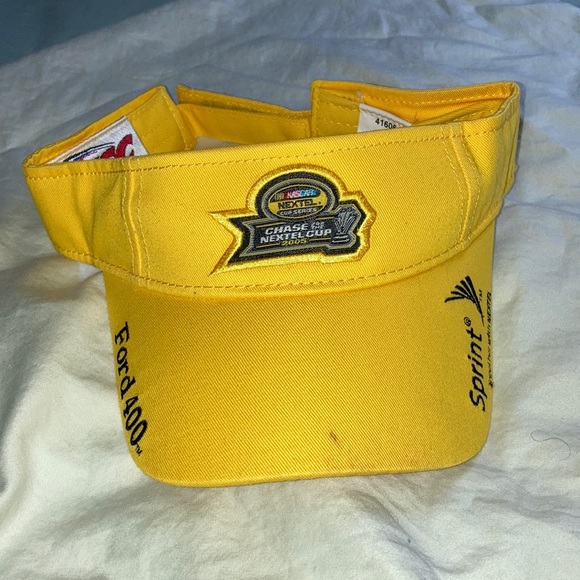 Nextel Cup 2005 Visor Hat Cap Strap Back Mens NASCAR Racing Yellow ISC - Picture 1 of 6